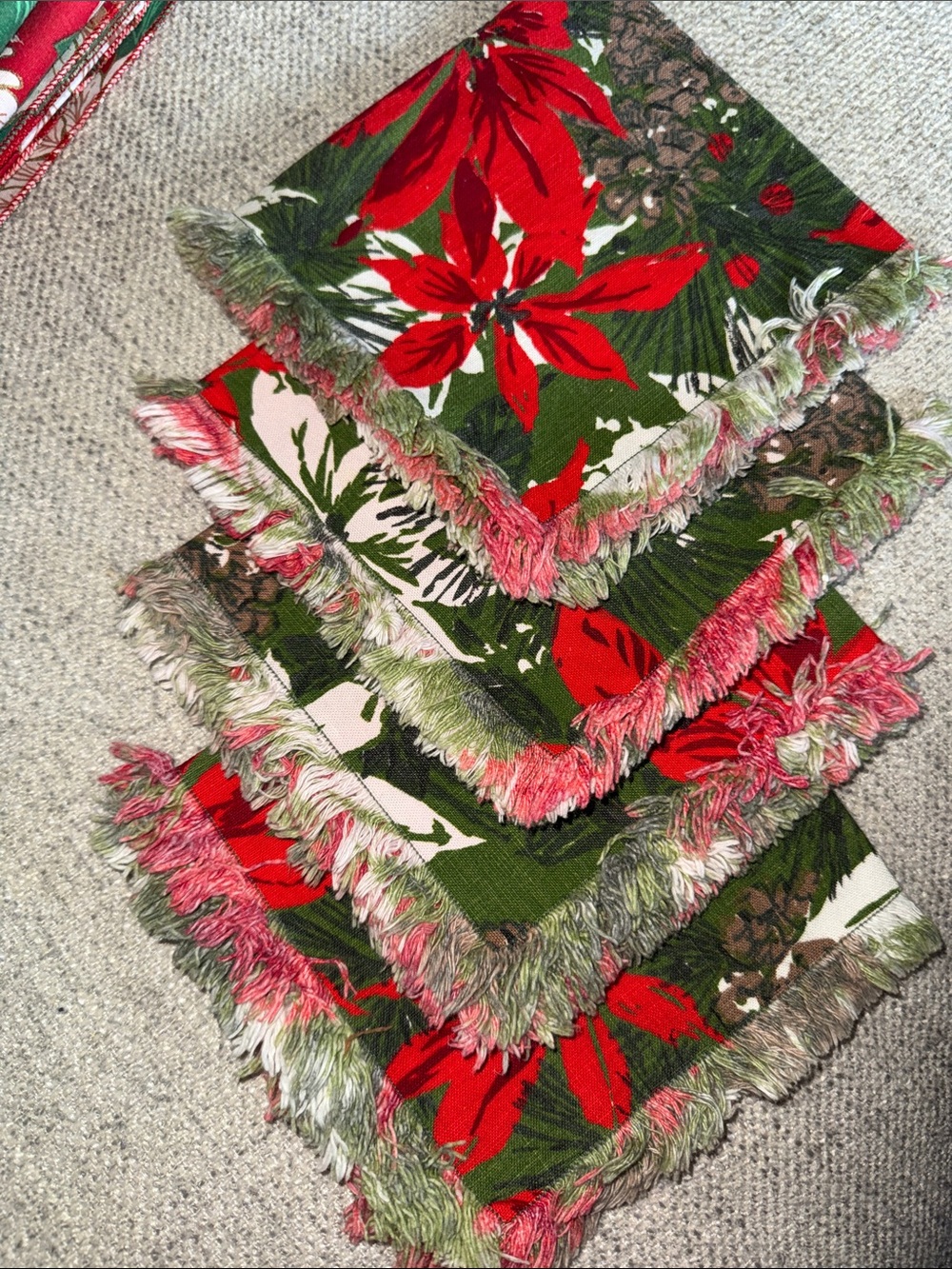 Holiday Christmas Poinsettia Cloth Napkins - 6 total